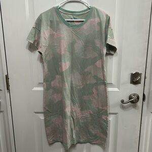 T shirt dress